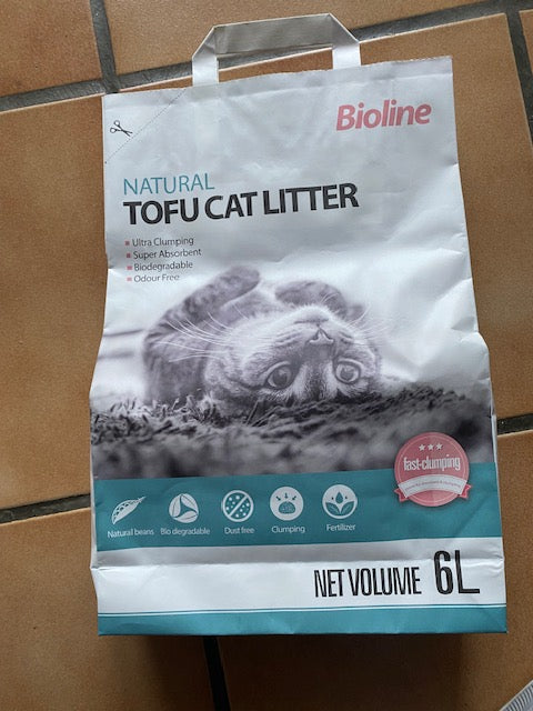 Bioline Natural Tofu cat litter